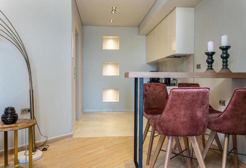 单卧高级别墅, El Mar Naxos