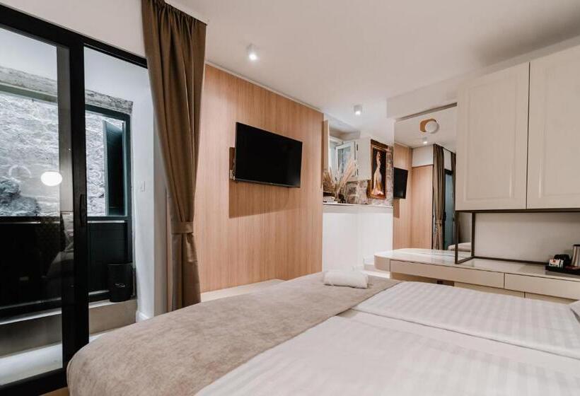 带大床的标准间, šibenik Palace