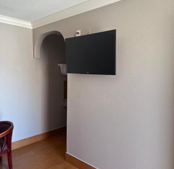 Standard Szoba, Twenty First Century Inn