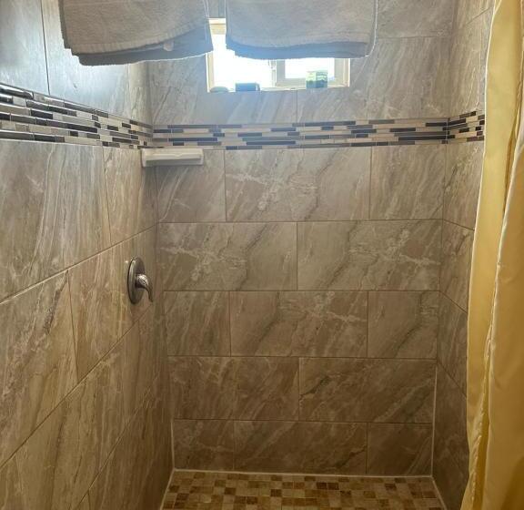 Standard Szoba, Twenty First Century Inn