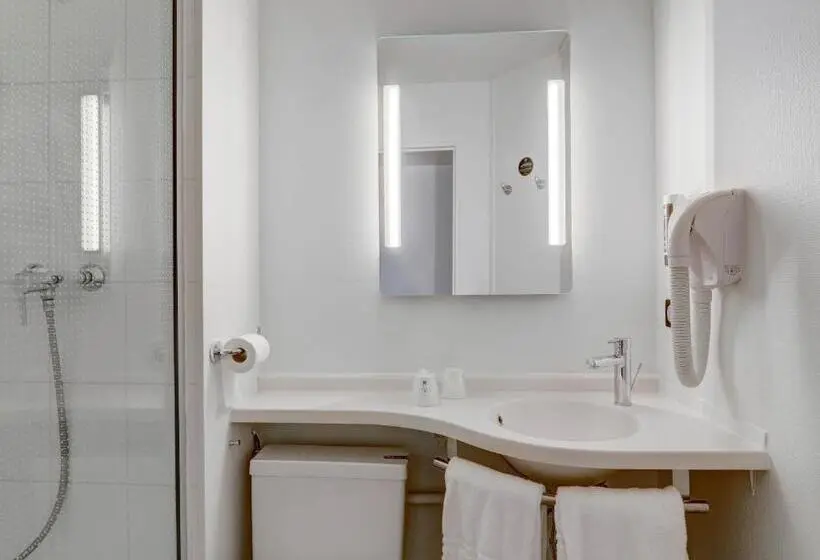 اتاق استاندارد یک نفره, B&b Hotel Montluçon Centre