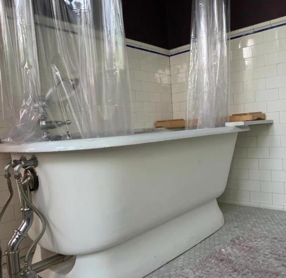 Стандартный Номер Кровать Кинг, The Wedding Cake House