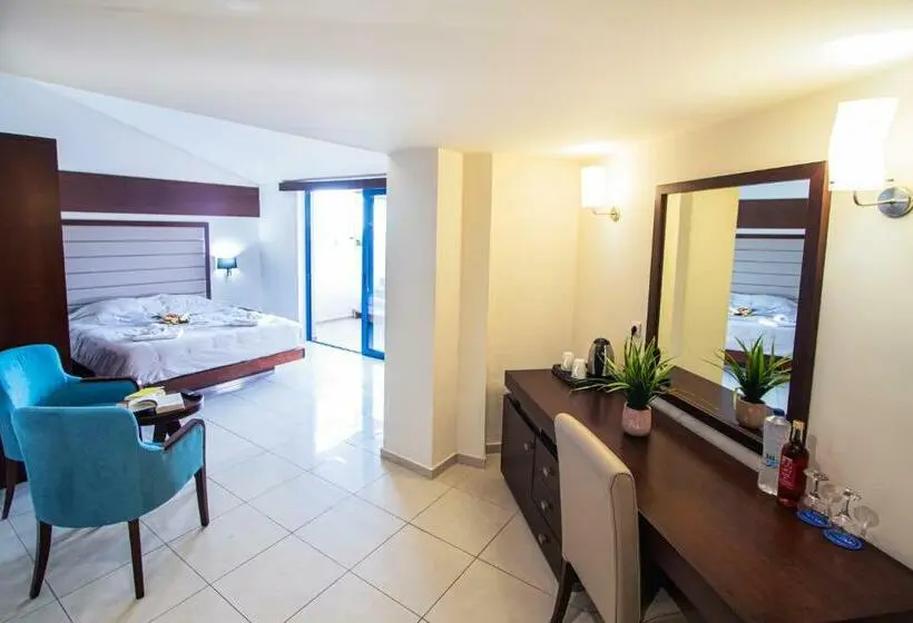 Standard Room Side Sea View