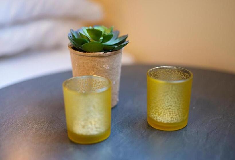 חדר סטנדרט יחיד, Sjøholt Sommerhotell Bed&breakfast