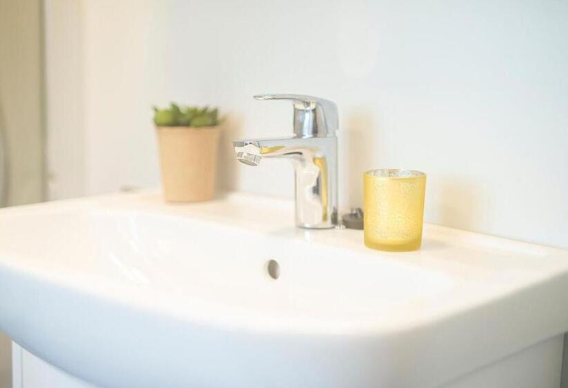 غرفة قياسية فردية لذوى الإحتياجات الخاصة, Sjøholt Sommerhotell Bed&breakfast