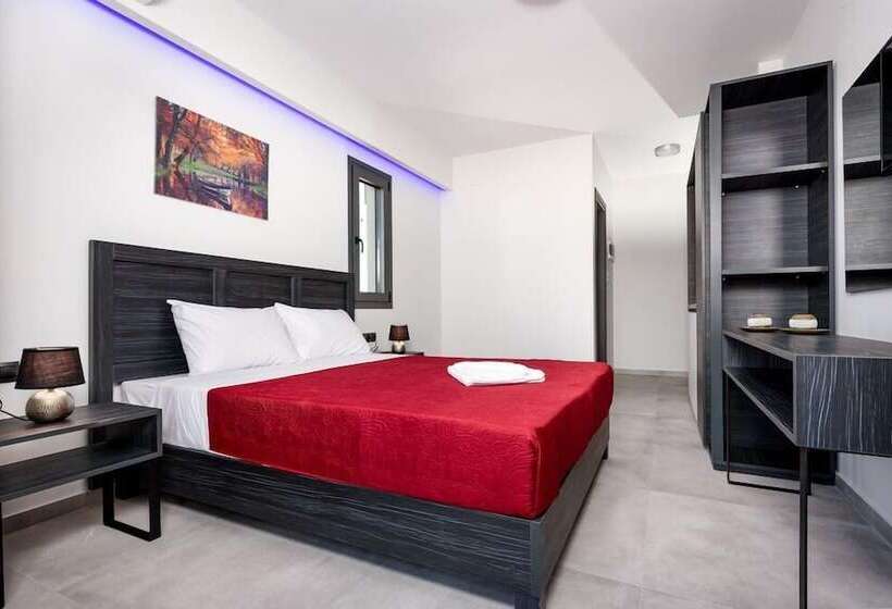 غرفة عائلية, Asteras Studios