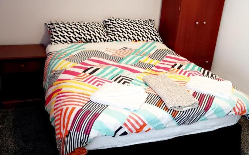 豪华房间, Bloomfield