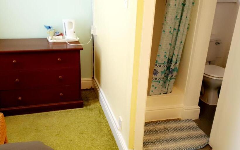 豪华单人间, Bloomfield