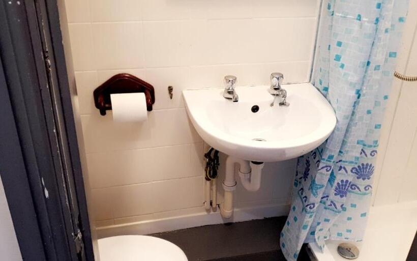 豪华单人间, Bloomfield