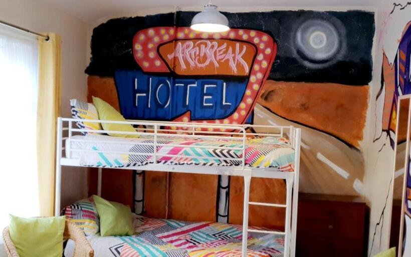 四人豪华间, Bloomfield