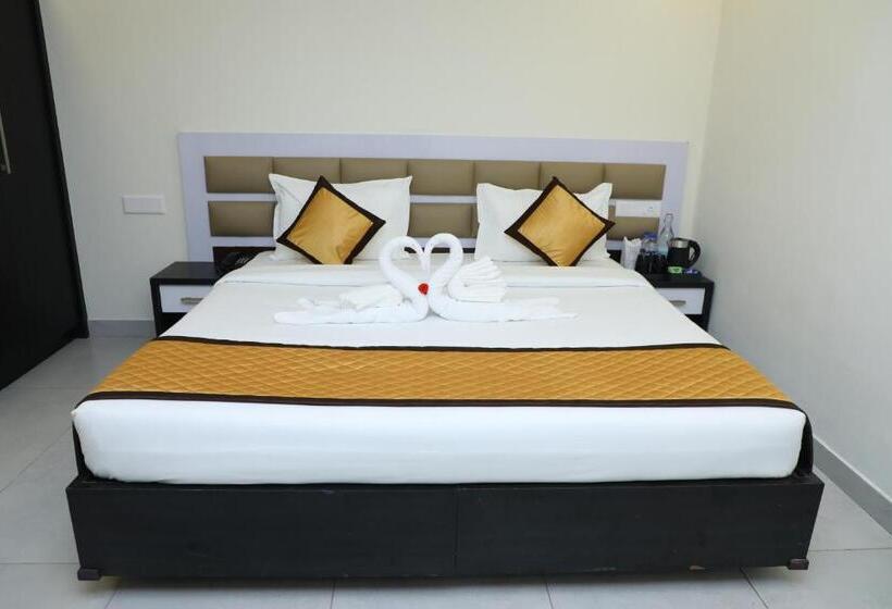 豪华房间, Clarks Inn Express Sirkazhi