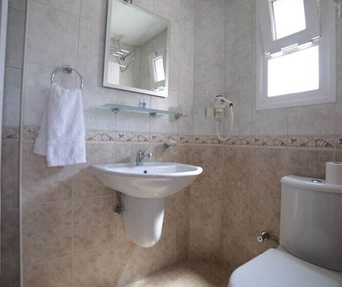 スタンダードルーム, Nazar