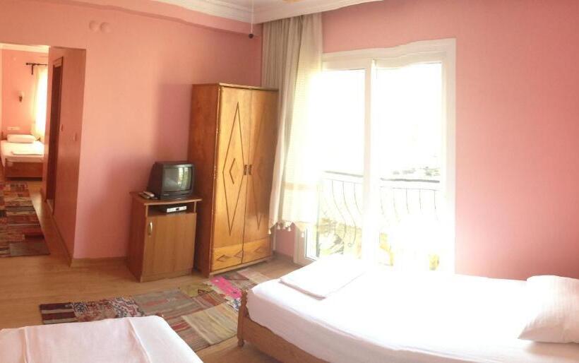 ファミリールーム, Nazar