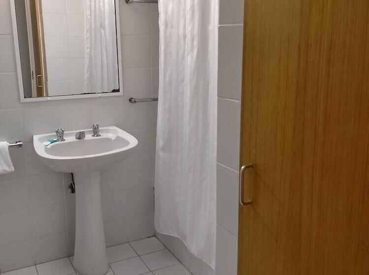 Апартаменты 2 Спальни Боковой Вид на Море, Camargue Beachfront Apartments
