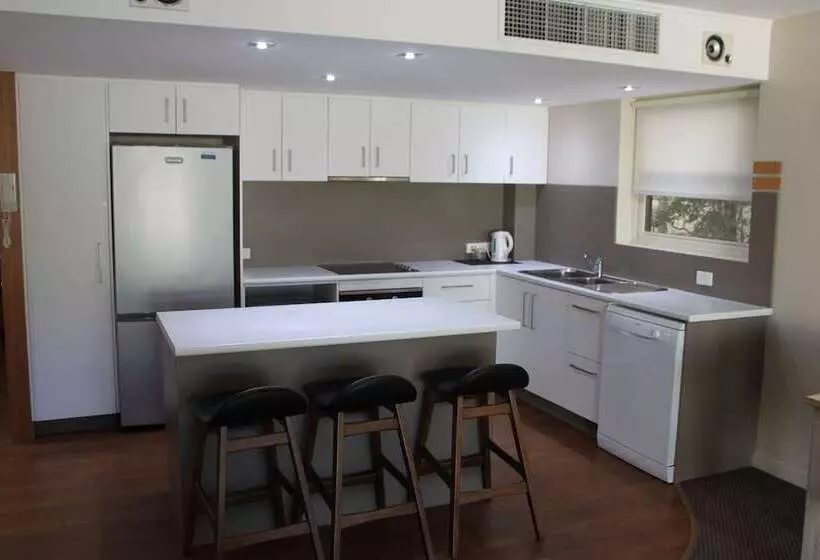 2 Bedroom Premium Apartment, Camargue Beachfront Apartments