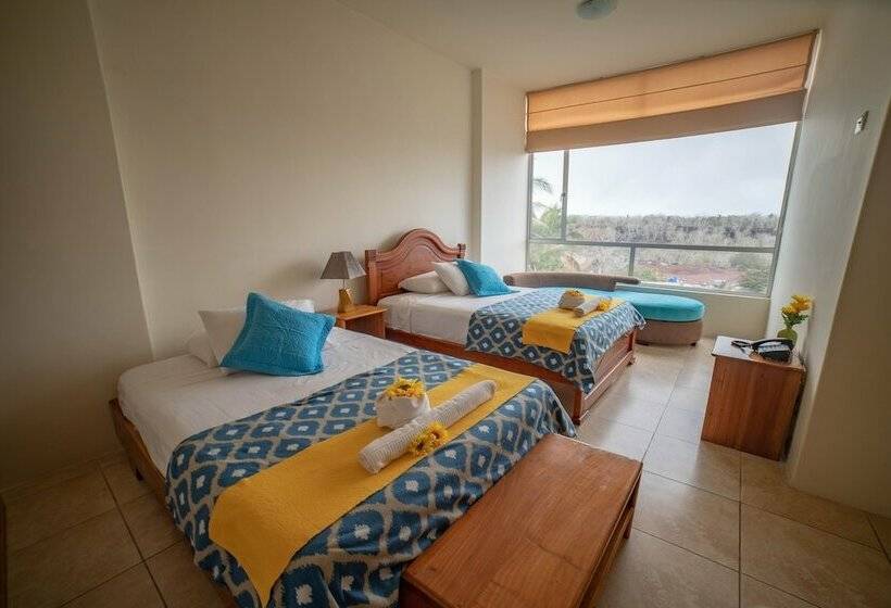 스탠다드 룸 더블 침대 2개, Albatross