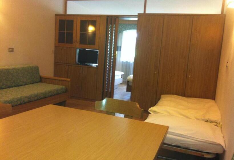 スタンダード４人部屋, Alpe