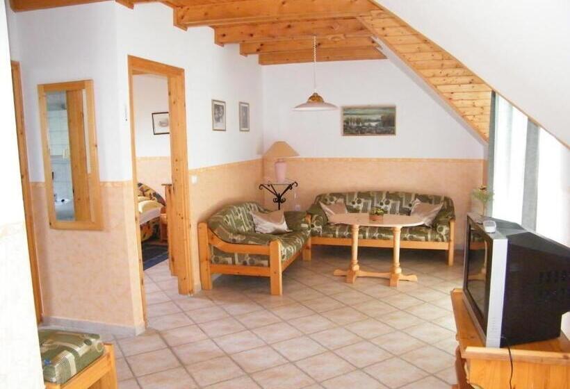 带2个卧室的套房, Andrea Wellness Garden