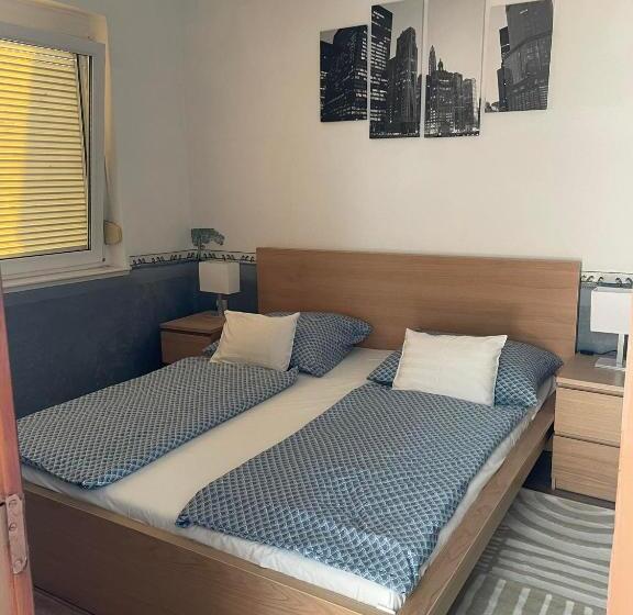 带1个卧室的豪华公寓, Andrea Wellness Garden