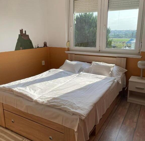 带1个卧室的豪华公寓, Andrea Wellness Garden