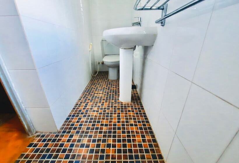 غرفة ديلوكس, Dorset