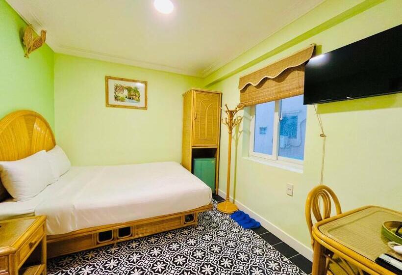 اتاق استاندارد, Spring House Saigon Central Park