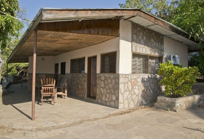 اتاق استاندارد سه نفره, Eagles Rest