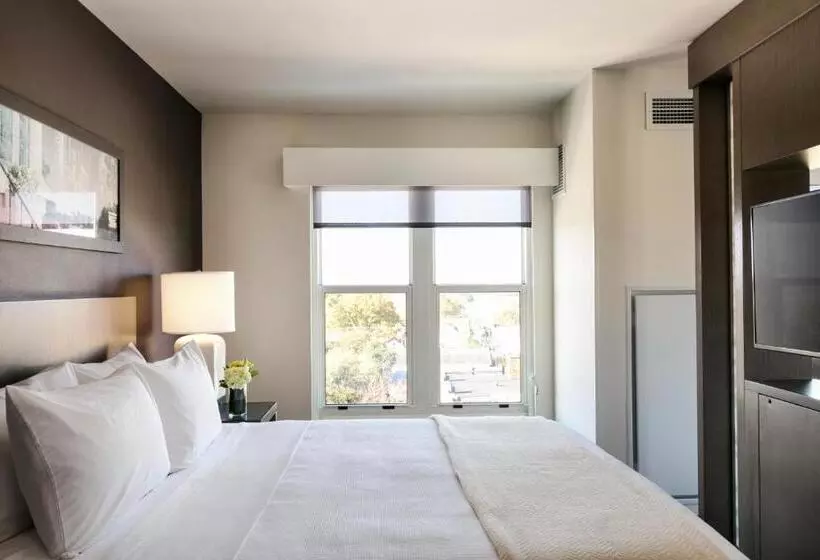 اتاق استاندارد با تخت بزرگ, Hyatt House Charleston Historic District
