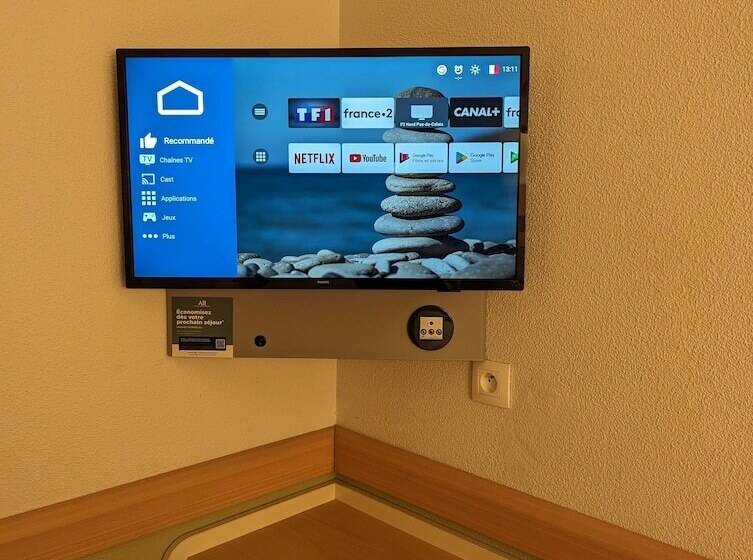 غرفة قياسية ثلاثية, Ibis Budget Saintomer Centre