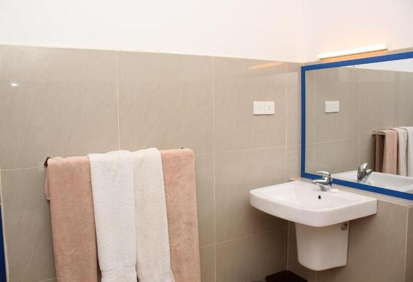 غرفة ديلوكس ثلاثية مطلة على البحر, Jagabay Resort & Surfing School