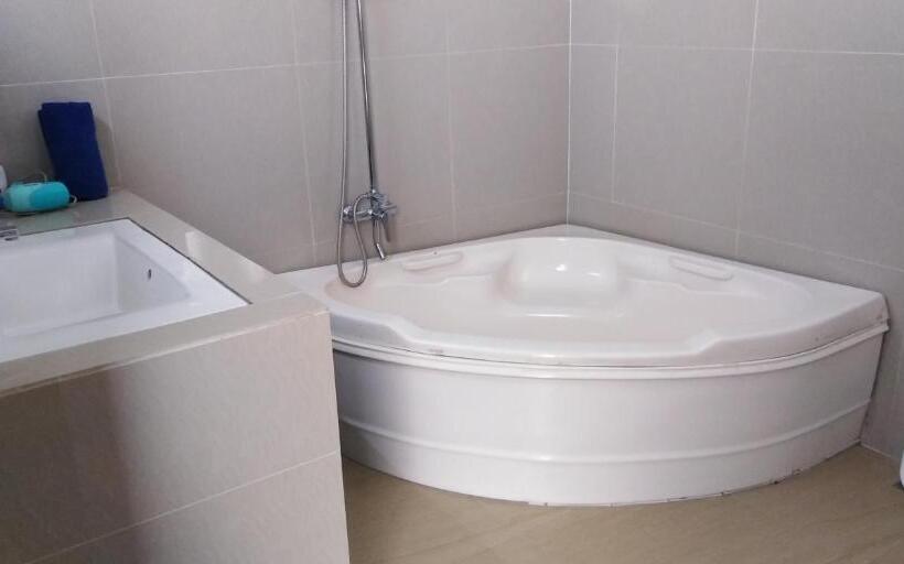 غرفة ديلوكس مطلّة علي البحر, Jagabay Resort & Surfing School