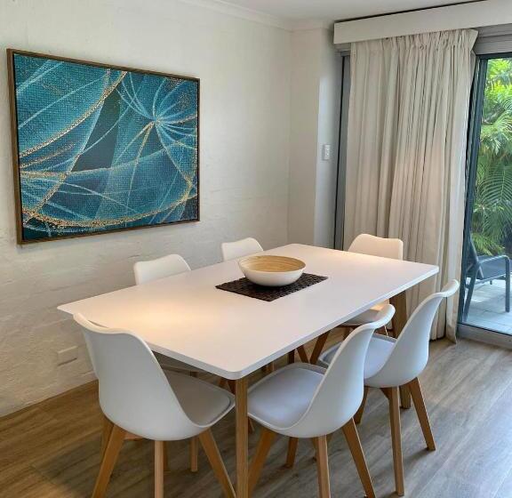 فيلا 3 غرف نوم, Le Court Villas