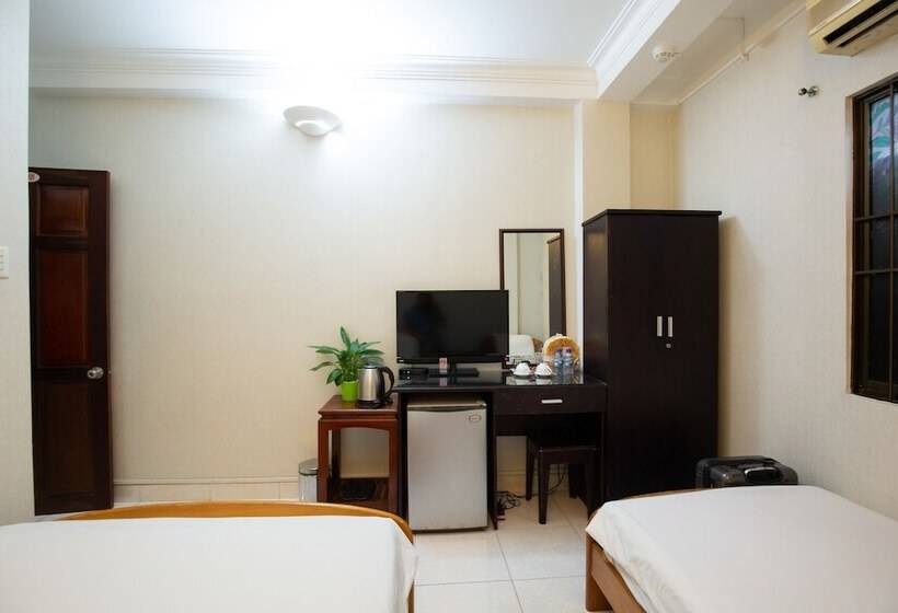 اتاق سوپریور سه تخته, Phan Lan 2