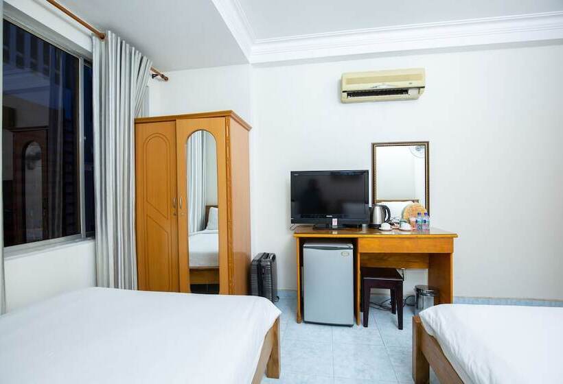 اتاق خانوادگی, Phan Lan 2