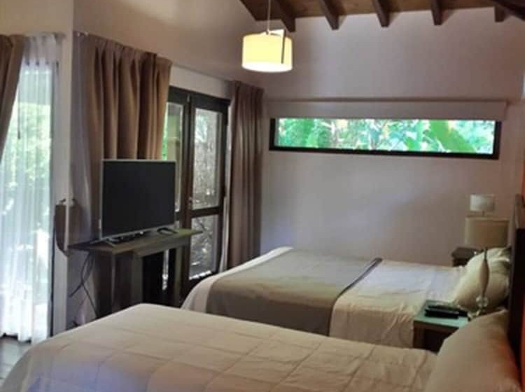 חדר פרמיום לארבעה, Selva De Laurel