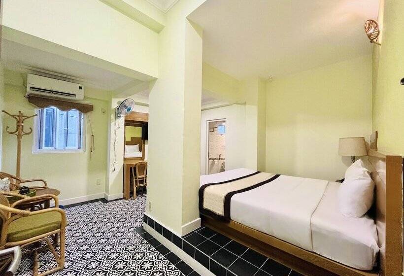 اتاق سوپریور, Spring House Saigon Central Park