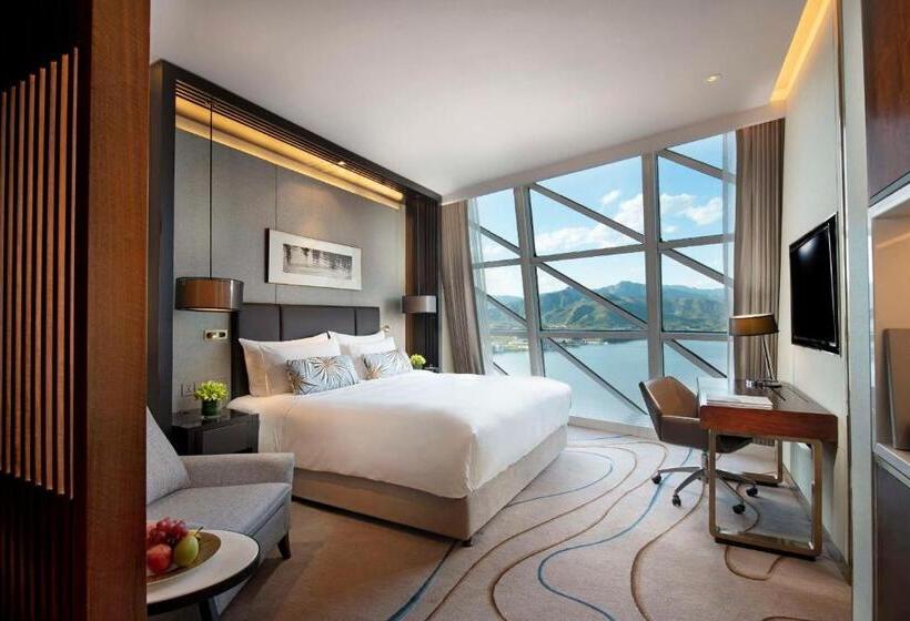 غرفة ديلوكس مطلة على البحيرة, Sunrise Kempinski