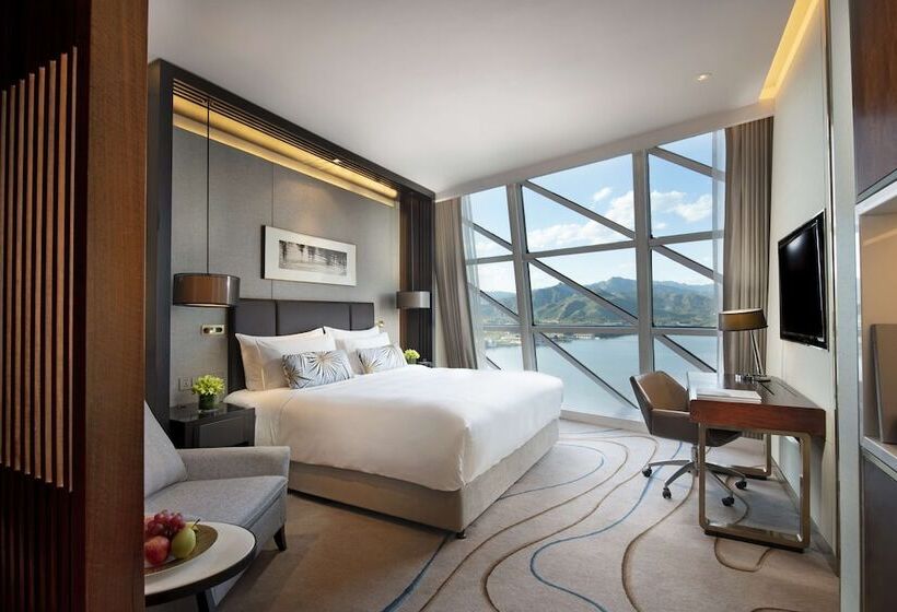 غرفة بريميوم مطلّة علي البحيرة, Sunrise Kempinski