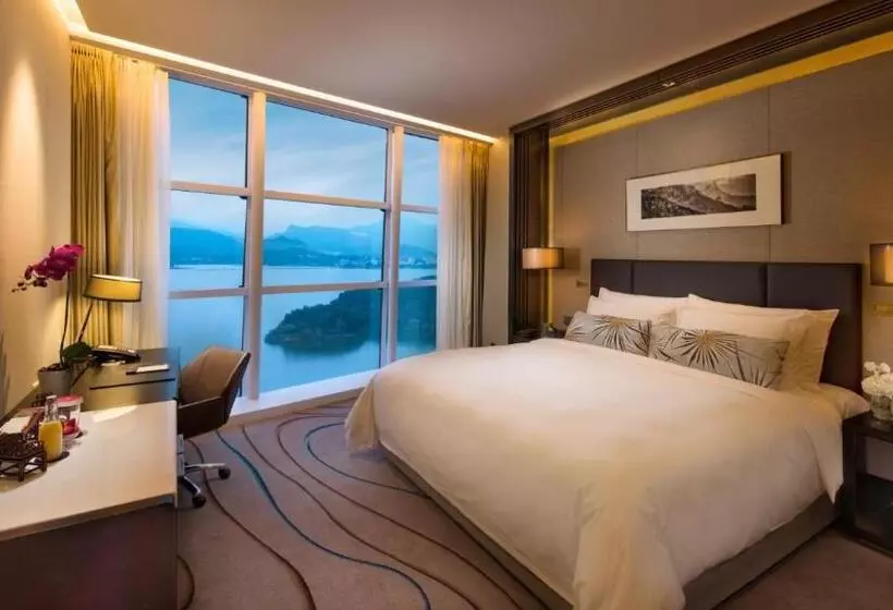 Deluxe-huone King-vuode, Sunrise Kempinski