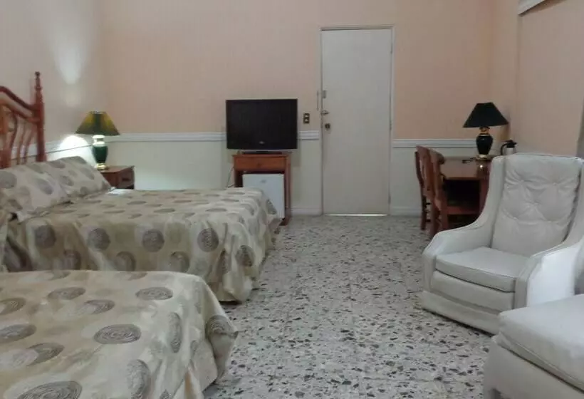 Standard Room 2 Double Beds
