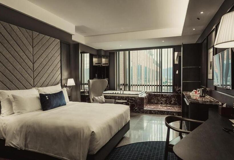 スタンダードスタジオ, Weil