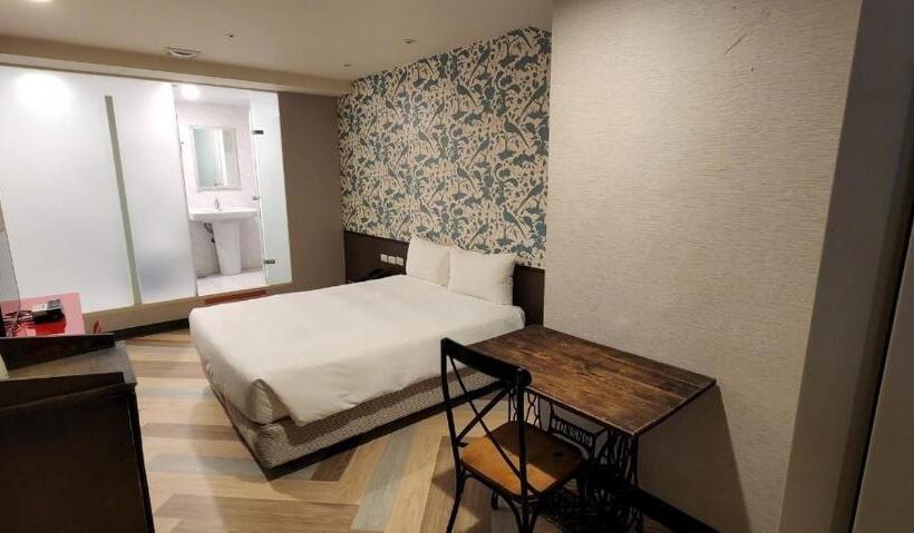 Standardrum, Ximen Garden Inn