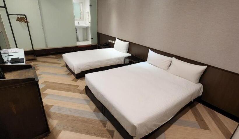 Standard Trippelrum, Ximen Garden Inn