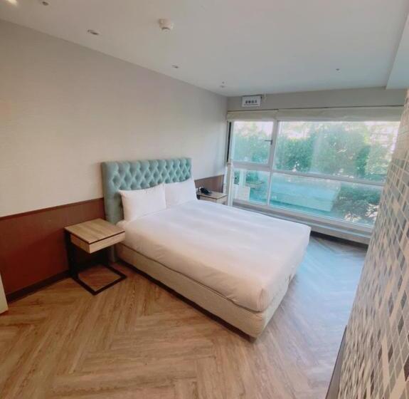 Superior Rum, Ximen Garden Inn