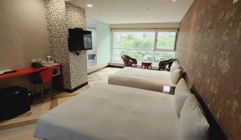 Fyrbädds Superiorrum, Ximen Garden Inn