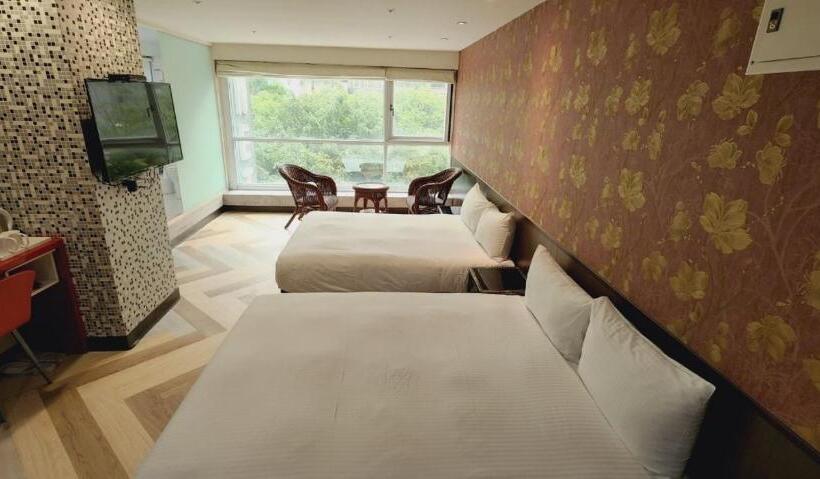 Fyrbädds Superiorrum, Ximen Garden Inn