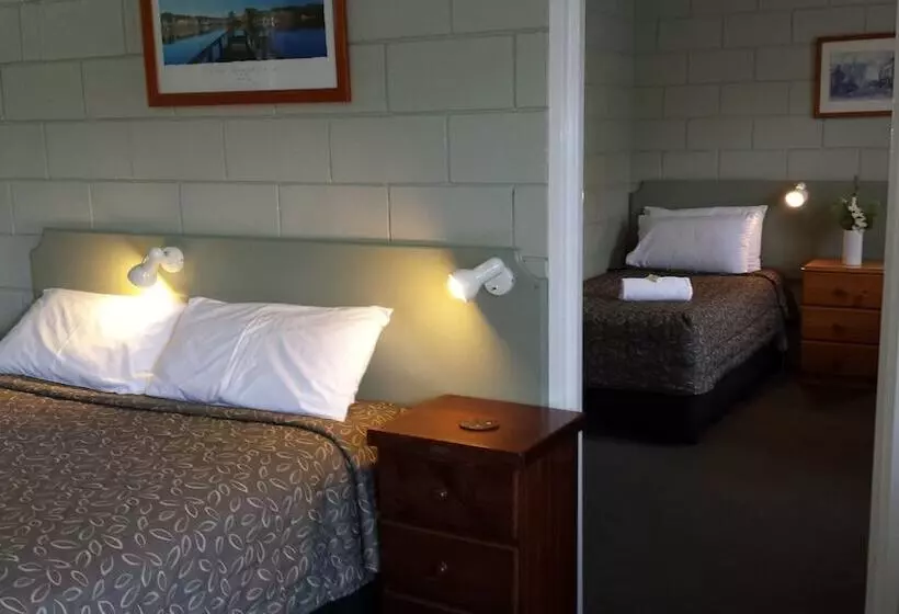 Perhesviitti, Daylesford Motor Inn Vic Pty Ltd