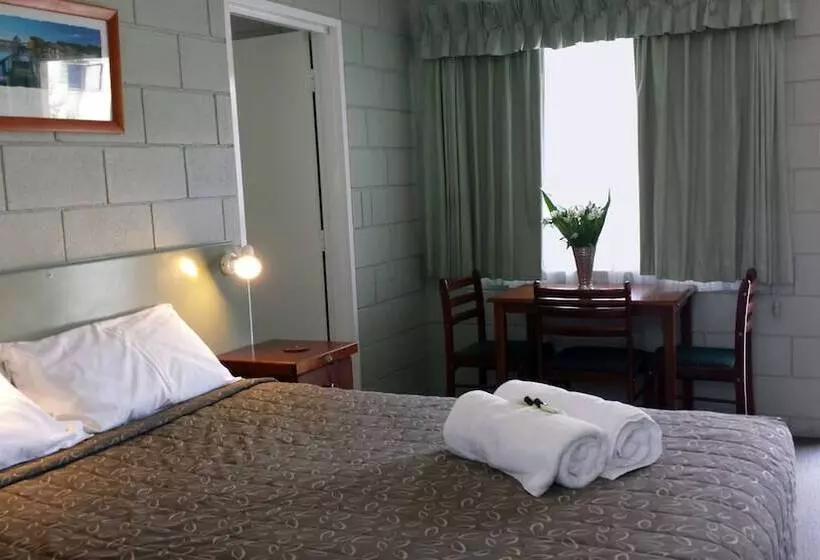 Perhesviitti, Daylesford Motor Inn Vic Pty Ltd