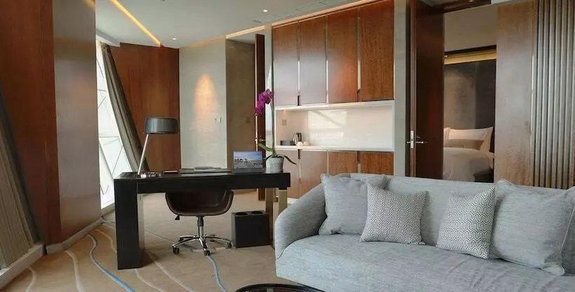 Deluxe-sviitti, Sunrise Kempinski