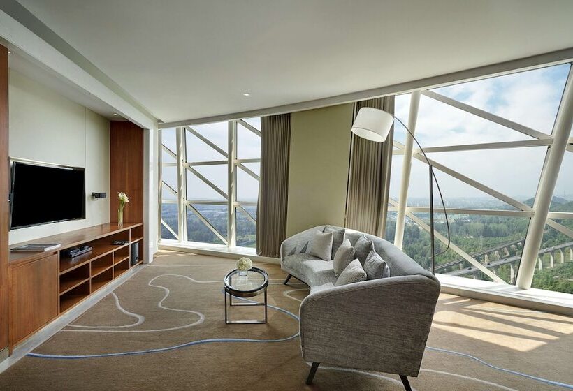 جناح, Sunrise Kempinski